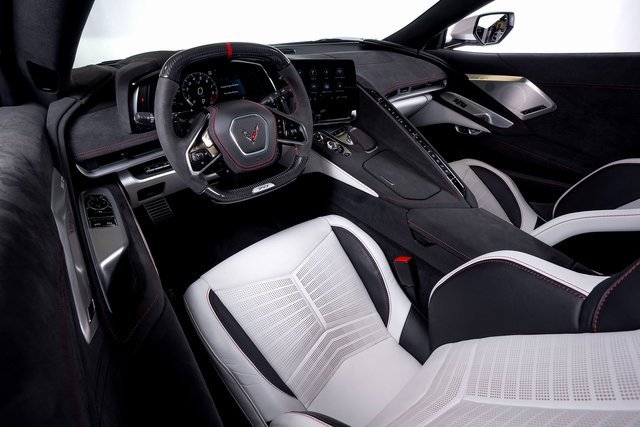 Used 2023 Chevrolet Corvette Z06 image 23