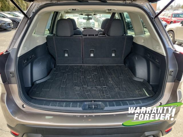 Used 2023 Subaru Forester Premium image 18