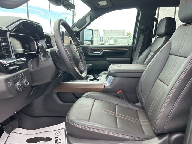 Used 2024 Chevrolet Silverado 3500 High Country w/ High Country Premium Package image 15