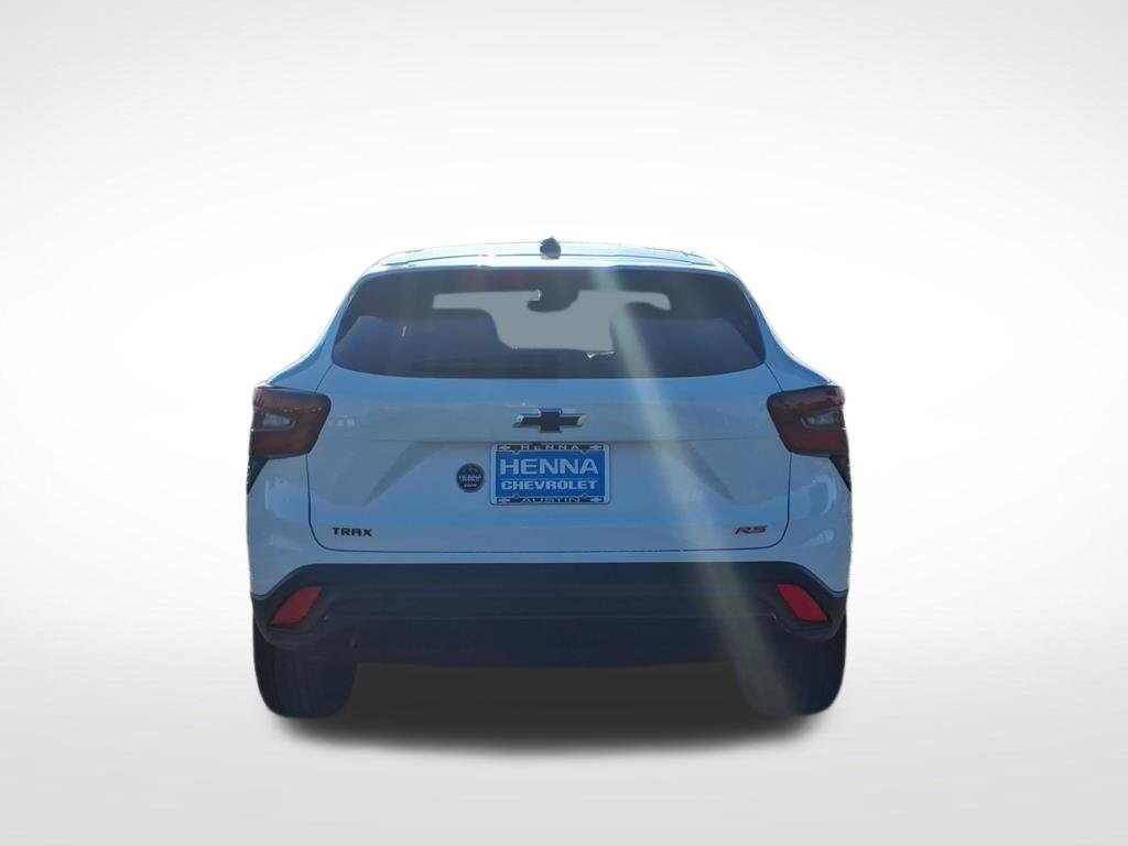 New 2026 Chevrolet Trax RS w/ Driver Confidence Package FWD image 4