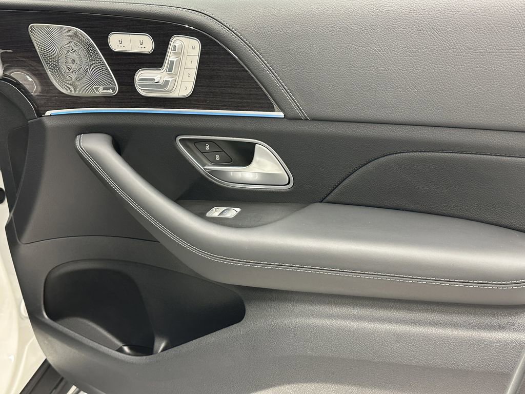 Certified 2023 Mercedes-Benz GLS 580 4MATIC image 15