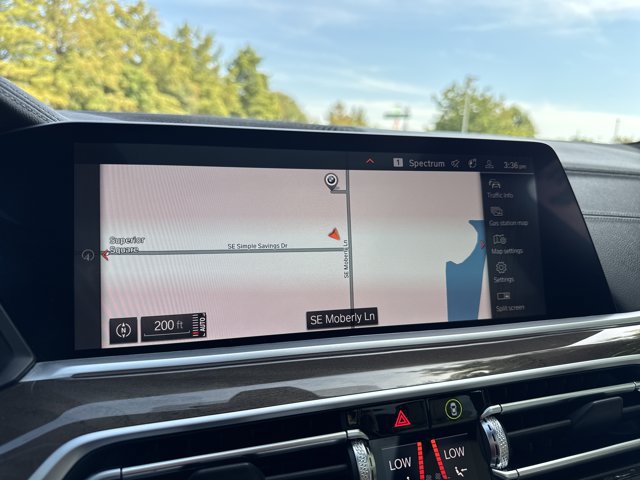 Used 2022 BMW X5 xDrive40i w/ Premium Package AWD/4WD image 14