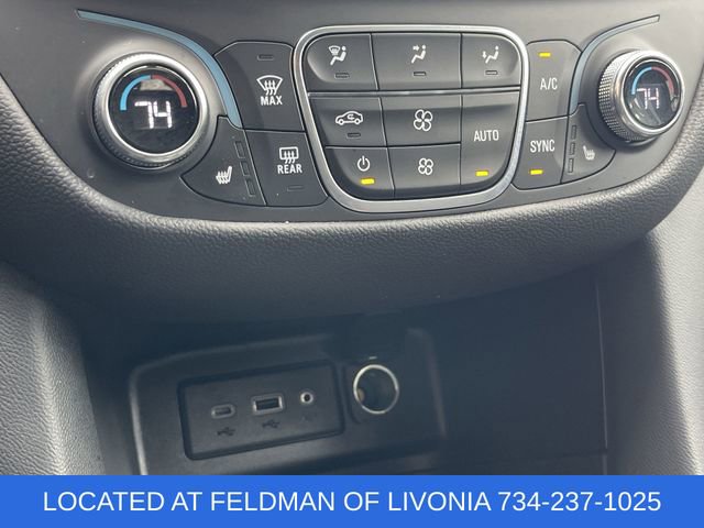Certified 2024 Chevrolet Equinox LT w/ LPO, Floor Liner Package FWD image 17