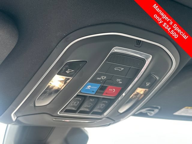 Used 2022 Jeep Wagoneer Series III w/ Premium Group I AWD/4WD image 26