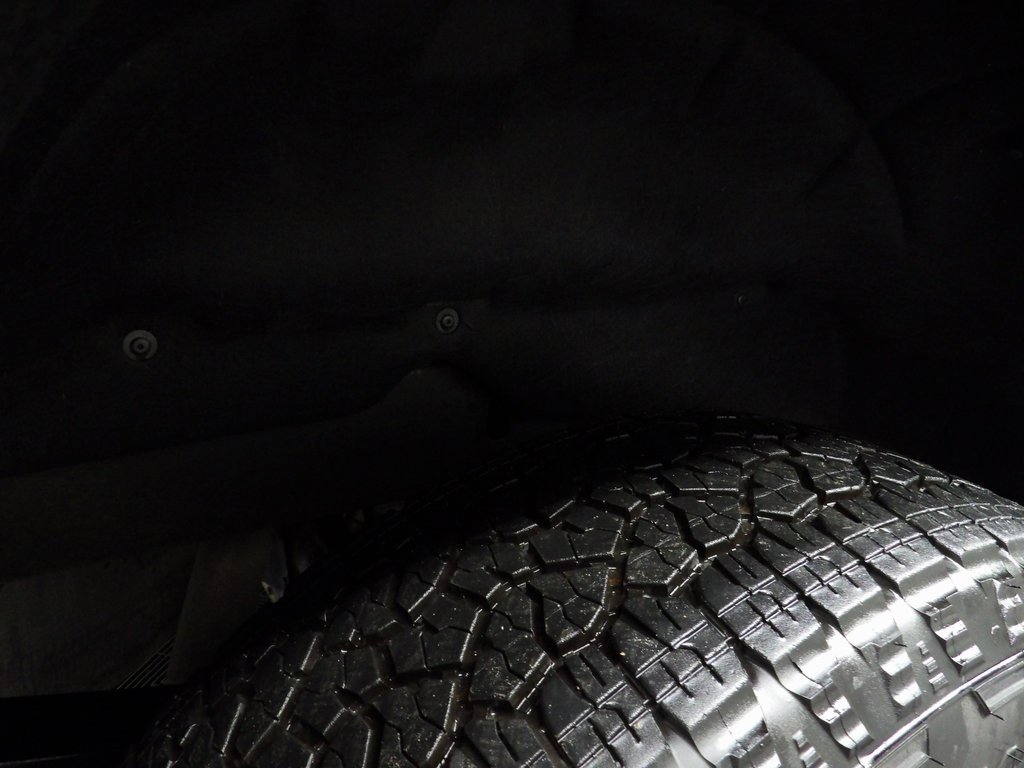 Used 2025 GMC Sierra 1500 AT4 w/ Technology Package image 34