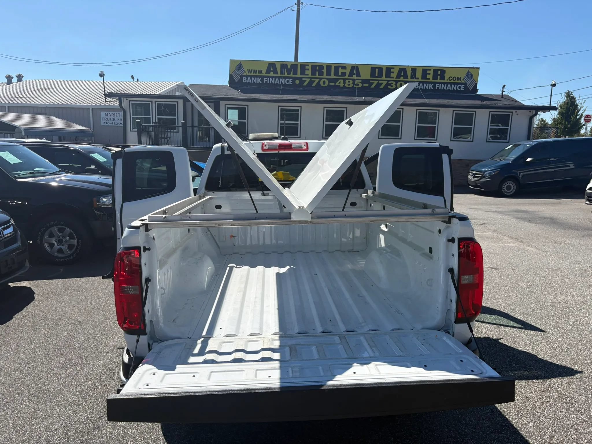 Used 2021 Chevrolet Colorado LT w/ Fleet Safety Package RWD image 27