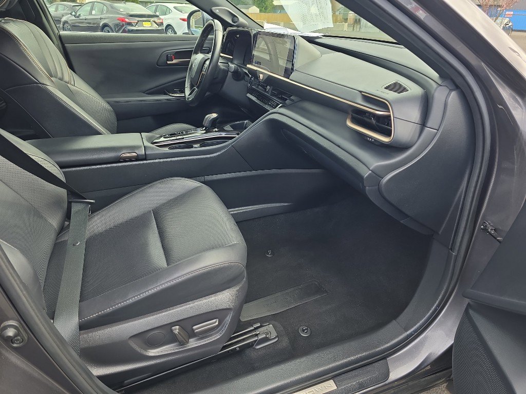 Certified 2024 Toyota Crown Limited image 16