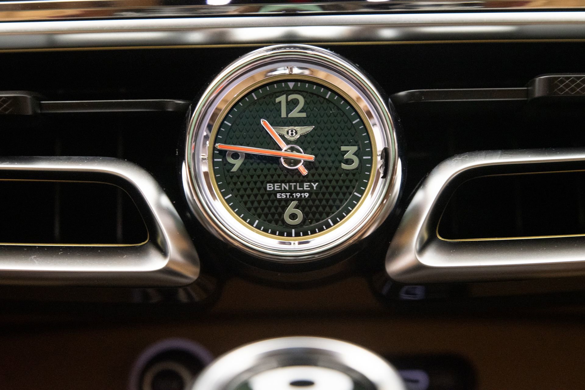 New 2026 Bentley Flying Spur Plug-In Hybrid AWD/4WD image 23