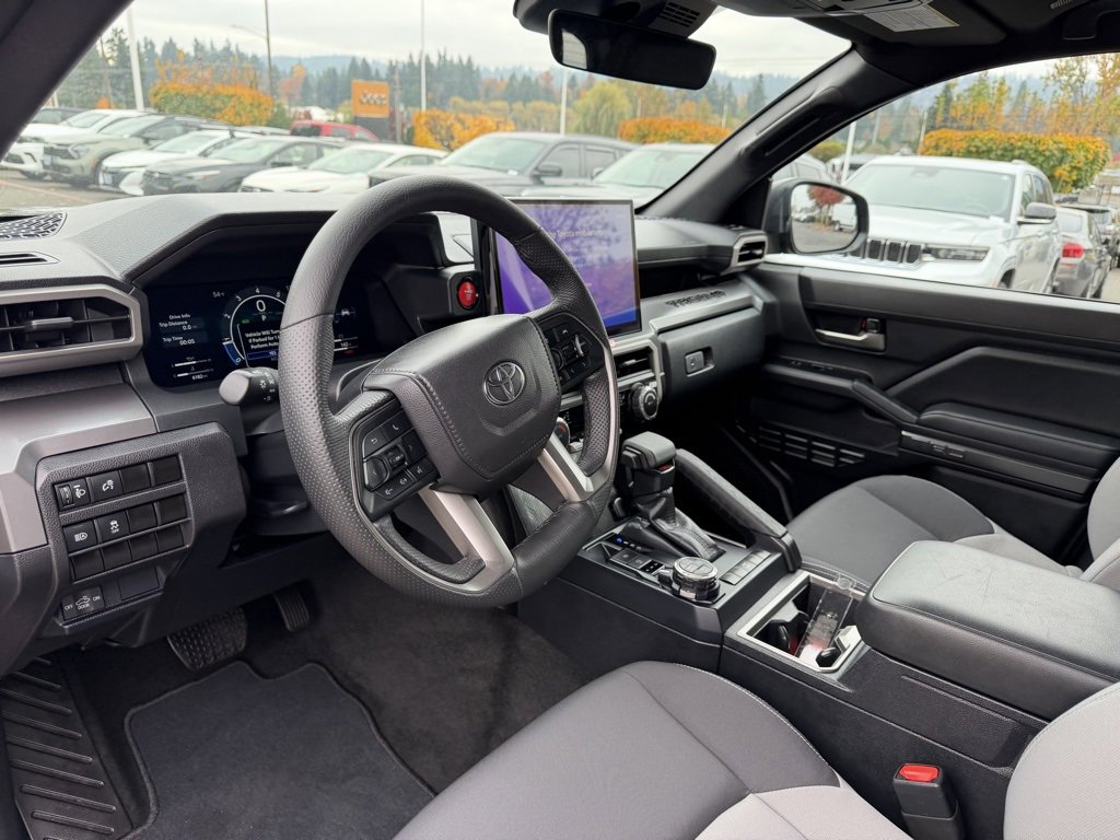 Used 2024 Toyota Tacoma TRD Off-Road image 16