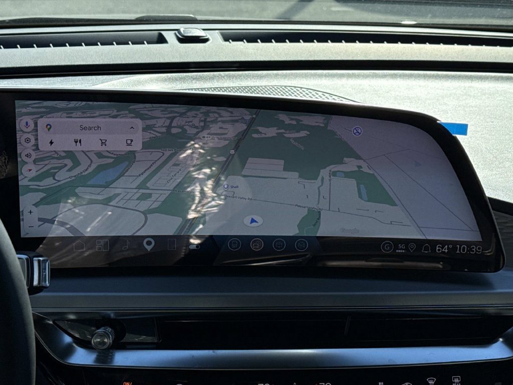New 2027 Cadillac Lyriq Luxury RWD image 11