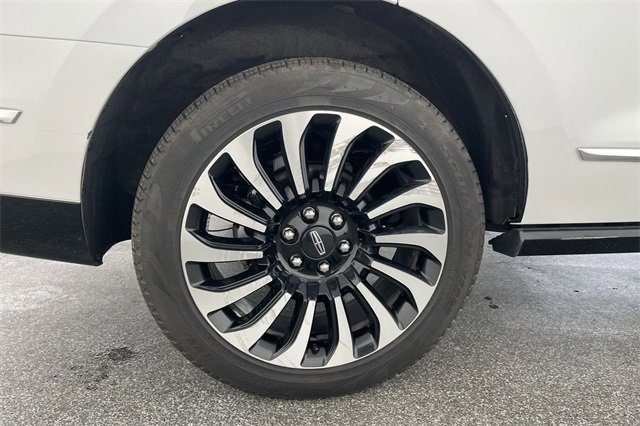 Used 2024 Lincoln Navigator Black Label image 50