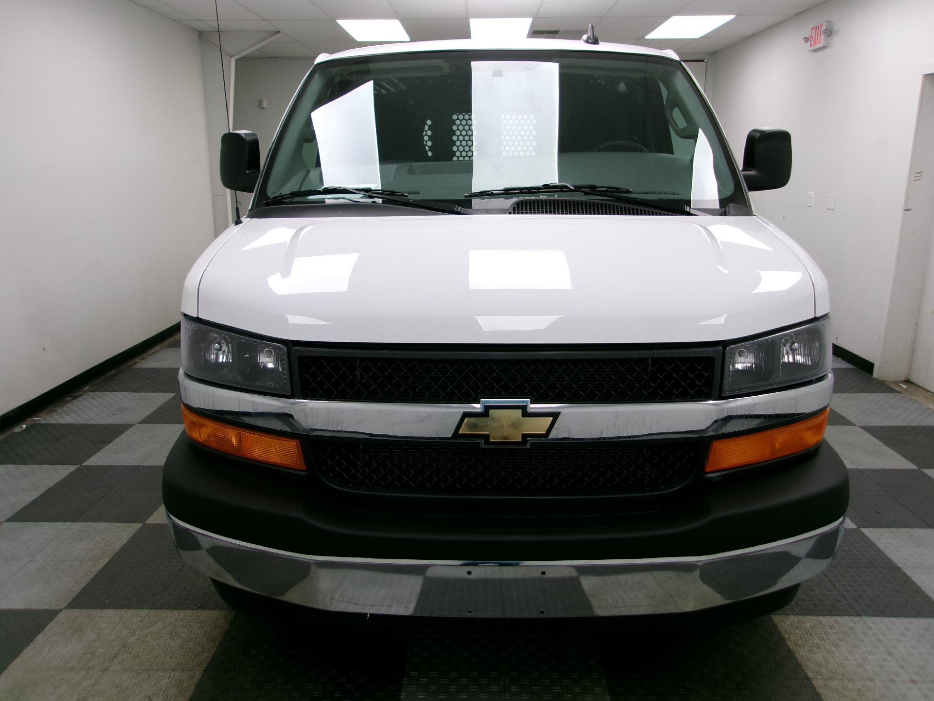 Used 2025 Chevrolet Express 2500 w/ Driver Convenience Package RWD image 13
