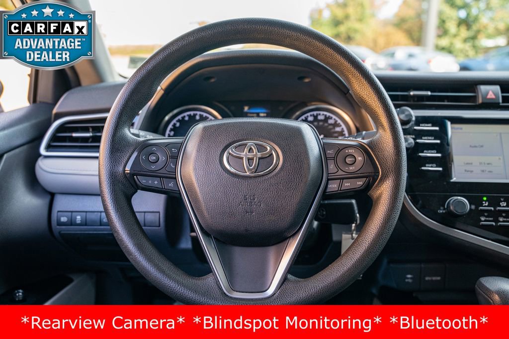 Used 2018 Toyota Camry LE image 19