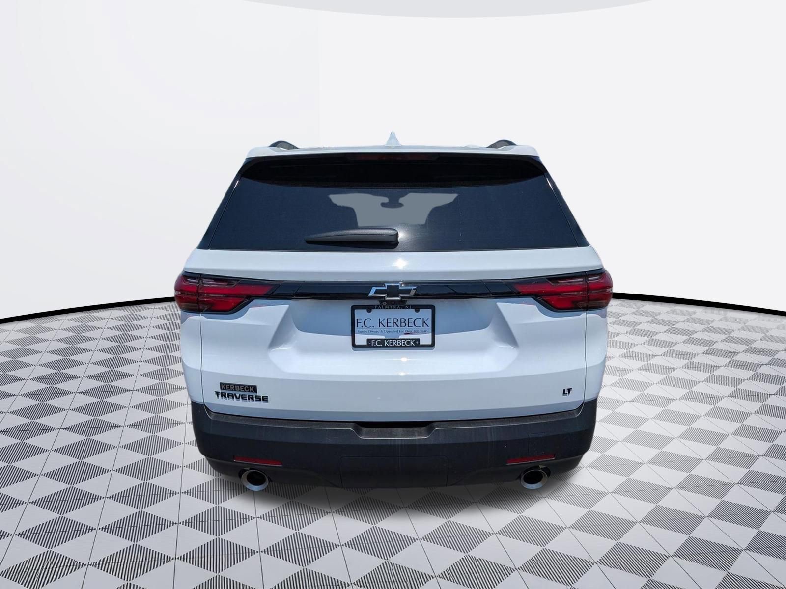 Certified 2023 Chevrolet Traverse LT FWD image 6