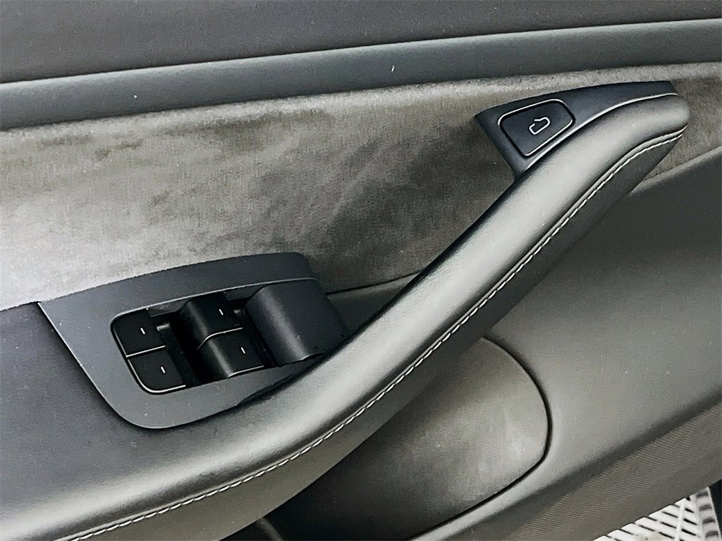 Used 2021 Tesla Model 3 Long Range image 18