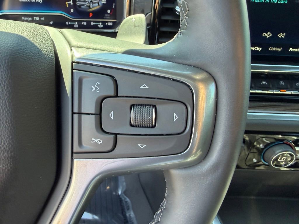Used 2025 Chevrolet Silverado 1500 LT AWD/4WD image 25
