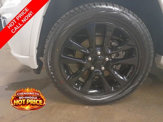 Used 2019 Jeep Grand Cherokee Altitude image 6
