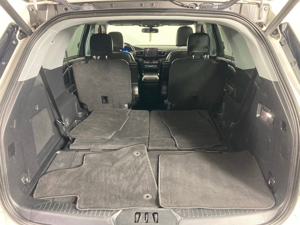 Used 2022 Ford Explorer Limited image 23
