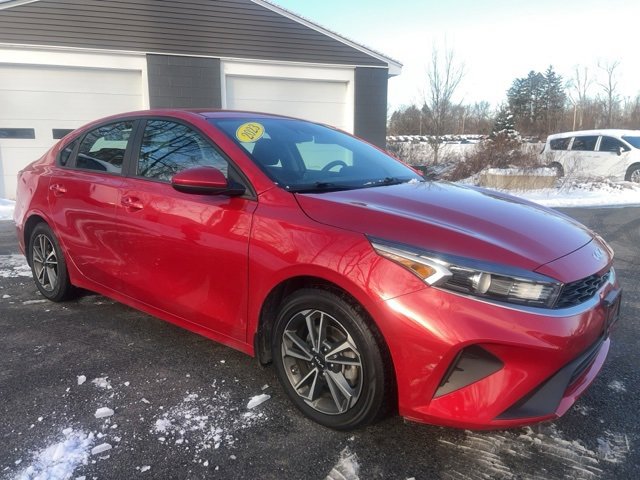 Used 2023 Kia Forte LXS image 5