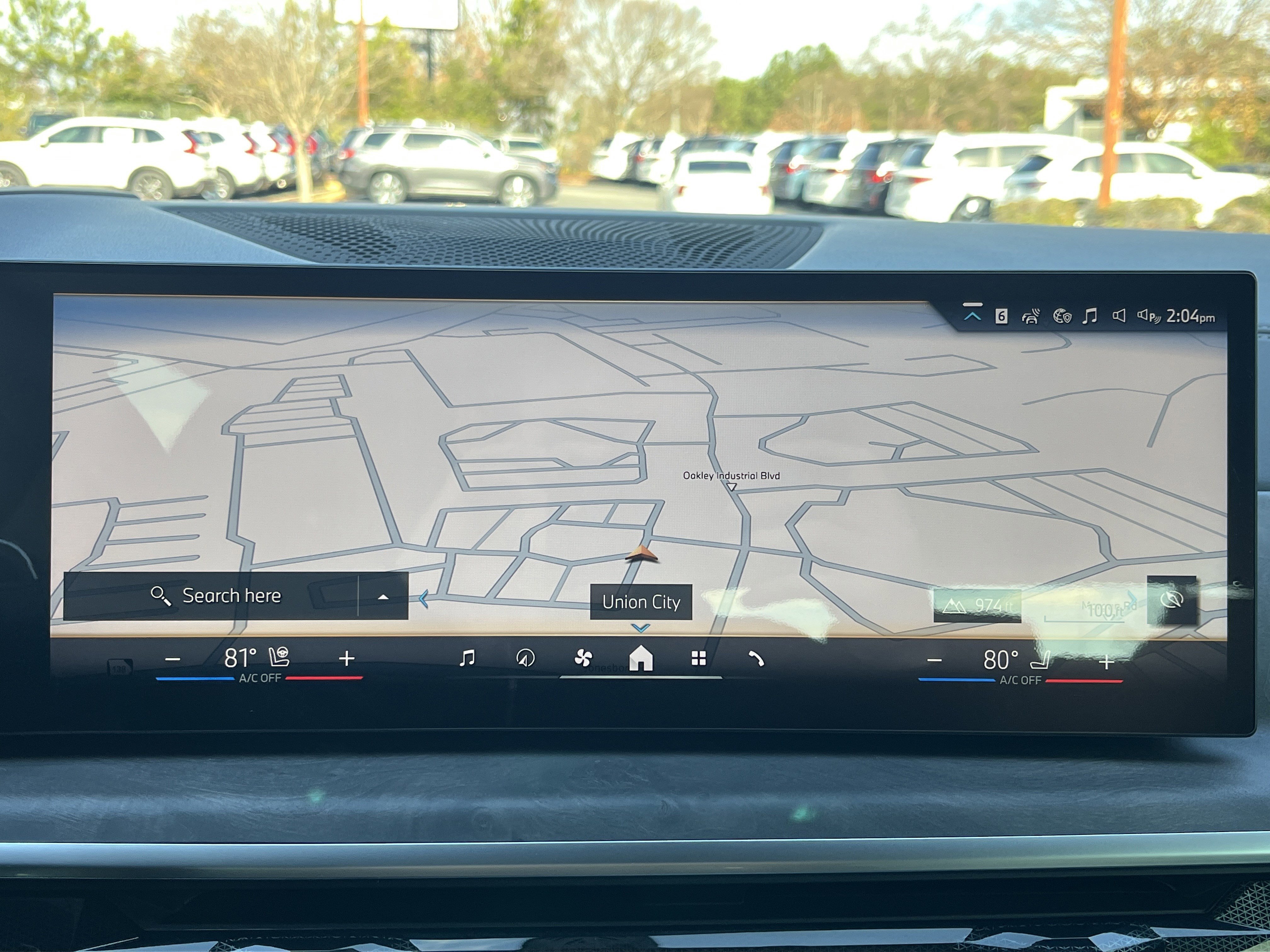 New 2026 BMW X5 xDrive50e w/ Climate Comfort Package AWD/4WD image 5