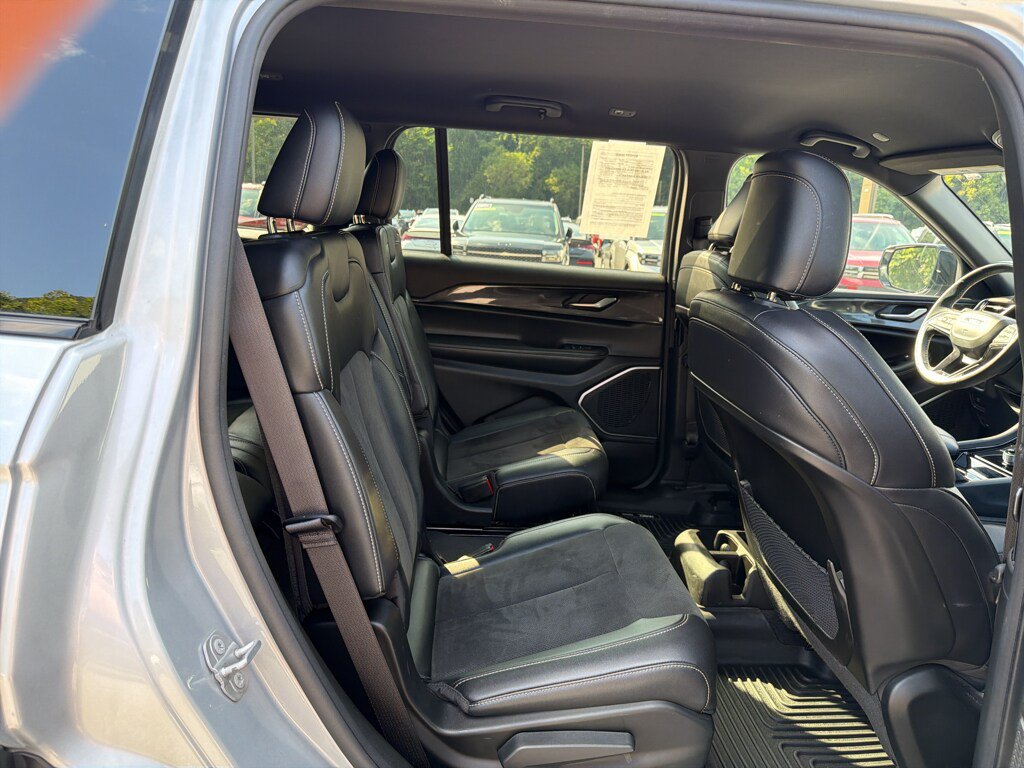 Used 2021 Jeep Grand Cherokee L Laredo AWD/4WD image 25