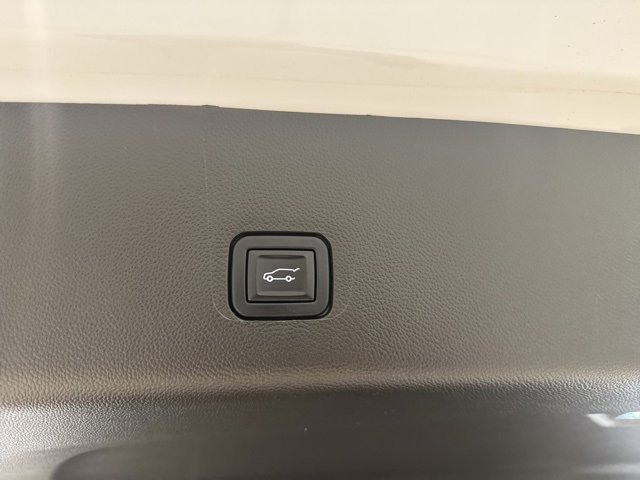 Certified 2023 Chevrolet Traverse LT image 10