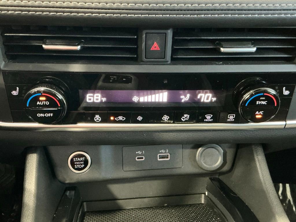 Used 2023 Nissan Rogue SV w/ SV Premium B Package FWD image 10