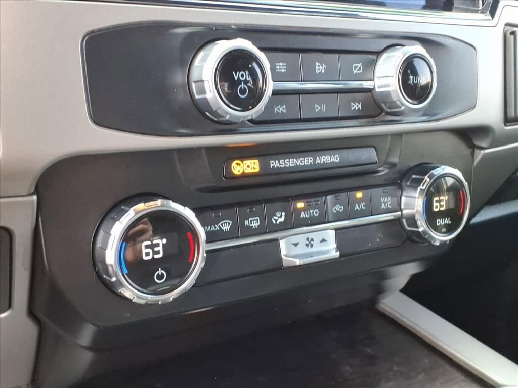 Used 2022 Ford F350 Lariat AWD/4WD image 10