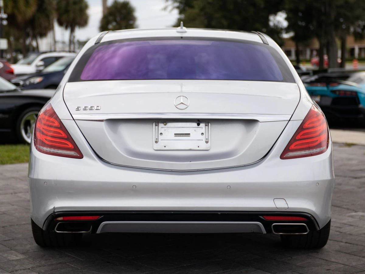 Used 2015 Mercedes-Benz S 550 Sedan image 11