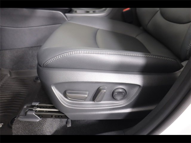 Used 2026 Toyota Corolla Cross XLE w/ Convenience Package image 21