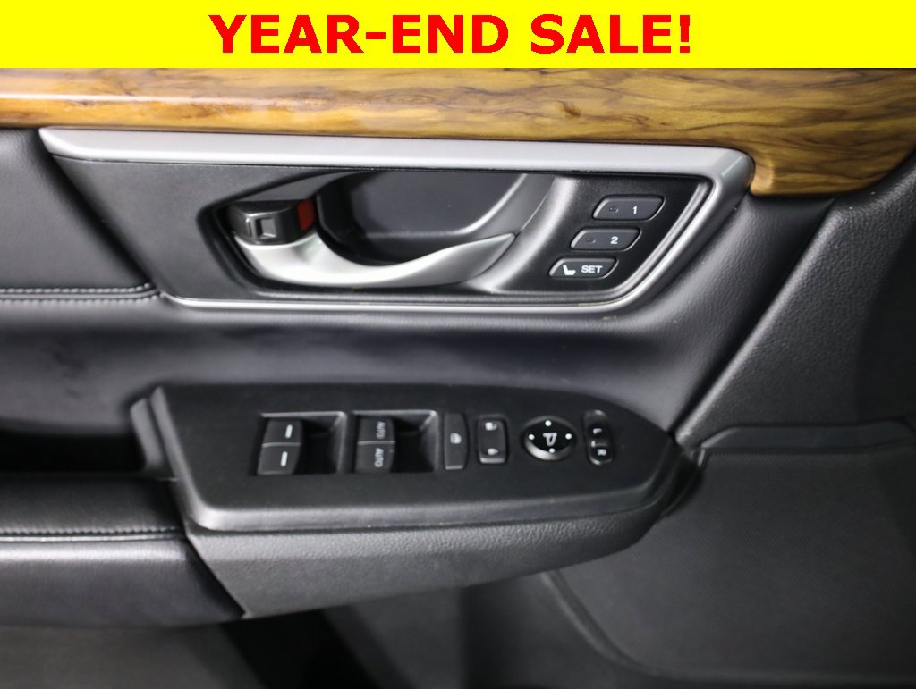 Used 2017 Honda CR-V Touring image 10