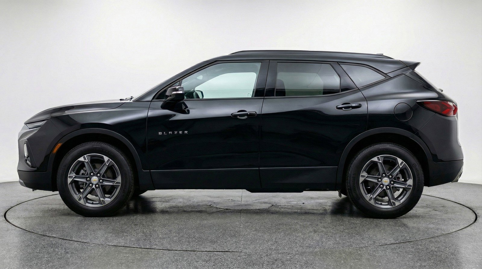 Used 2025 Chevrolet Blazer LT image 5