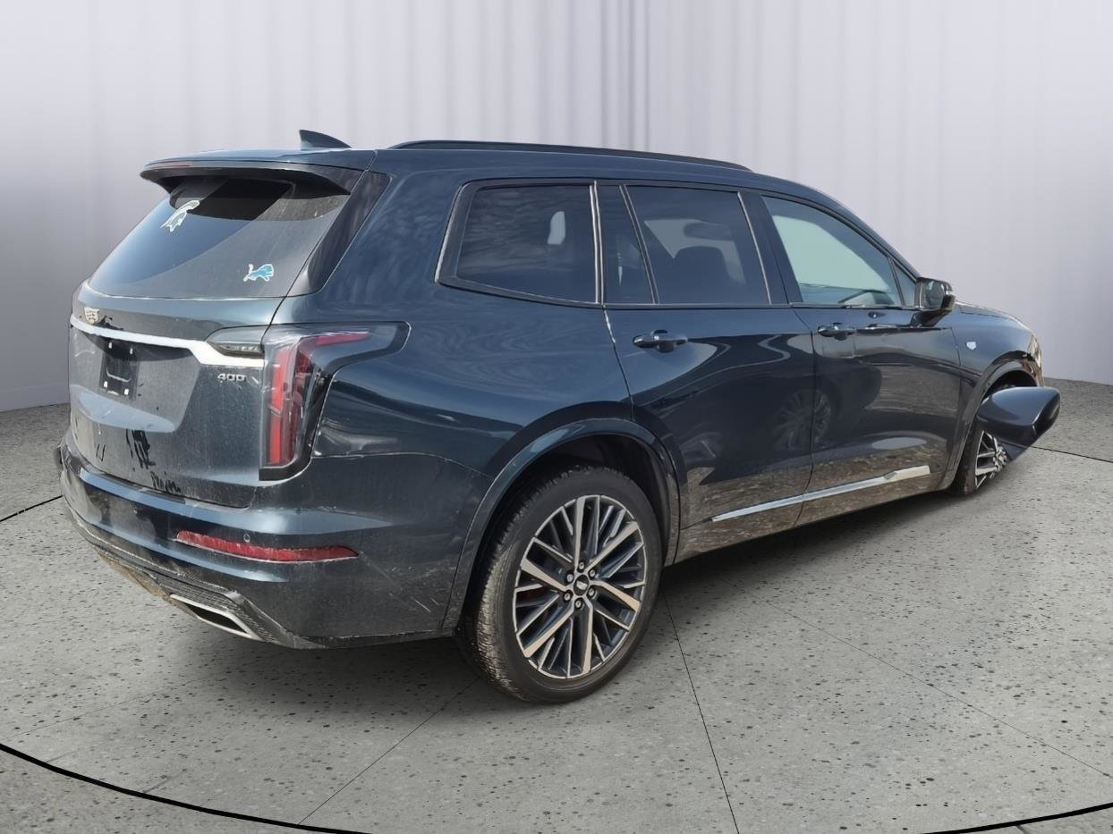 Certified 2025 Cadillac XT6 Sport w/ LPO, Floor Liner Package AWD/4WD image 3