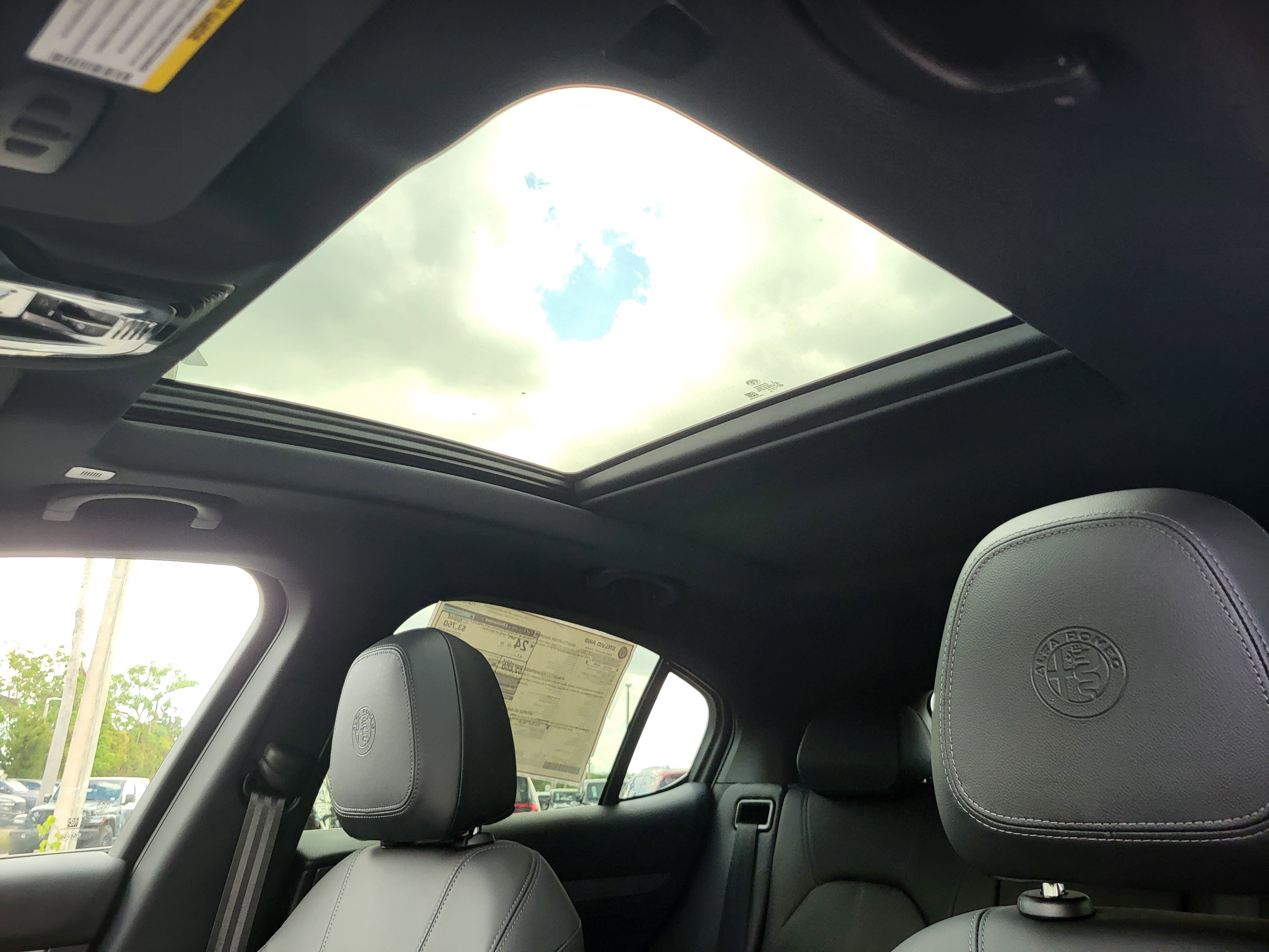 New 2025 Alfa Romeo Stelvio Sprint image 47