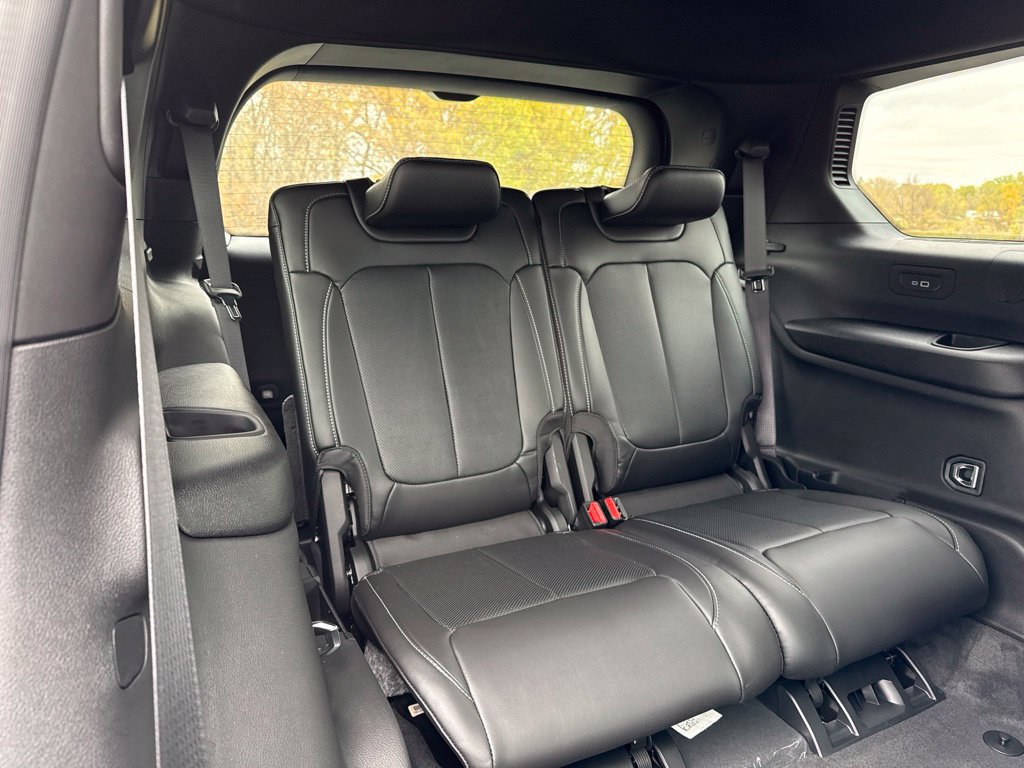 New 2027 Jeep Grand Cherokee L Limited AWD/4WD image 15