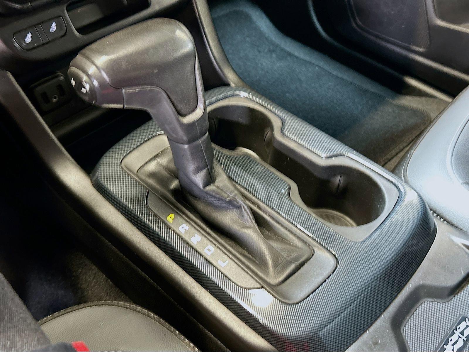 Used 2021 Chevrolet Colorado Z71 AWD/4WD image 16