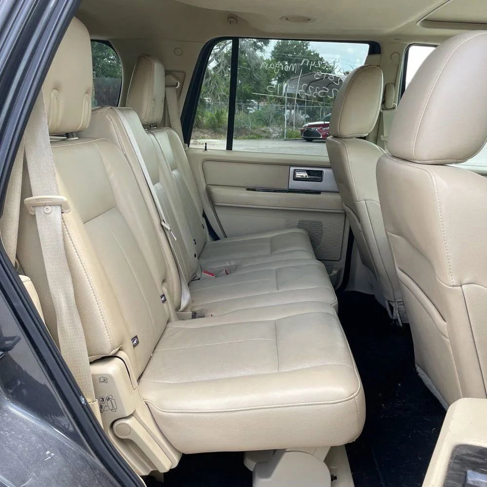 Used 2015 Ford Expedition Limited w/ Equipment Group 301A AWD/4WD image 25