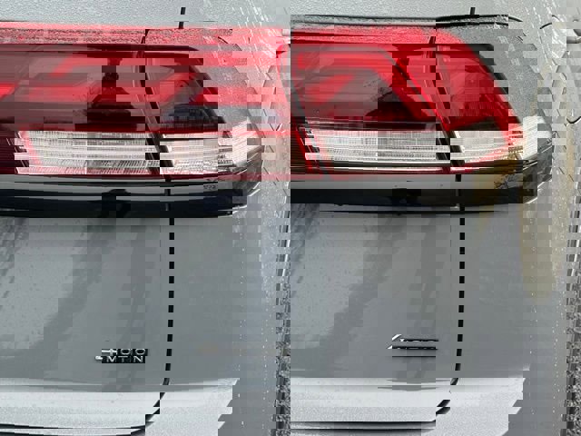 New 2026 Volkswagen Atlas Cross Sport SEL R-Line image 15