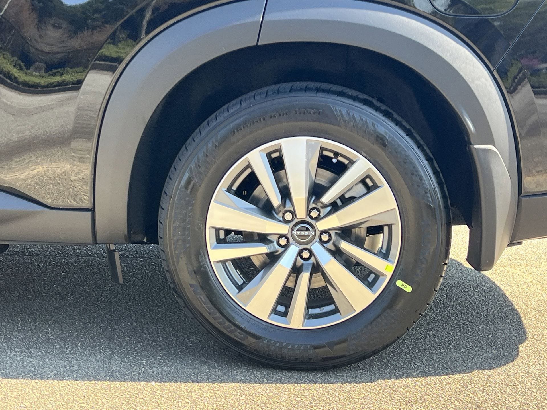 New 2026 Nissan Pathfinder SL FWD image 29