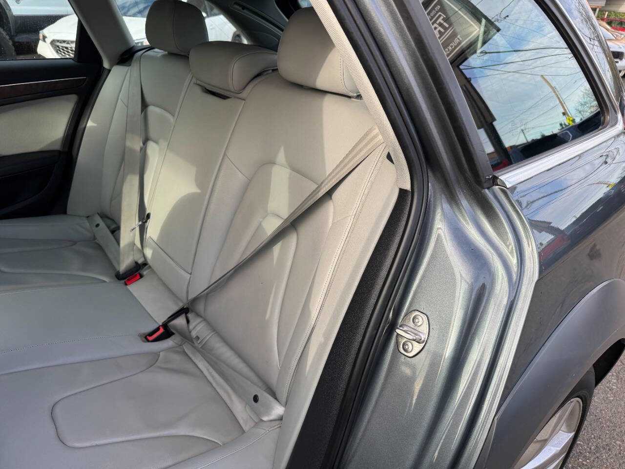 Used 2013 Audi A4 Premium Plus w/ Premium Plus Pkg image 20