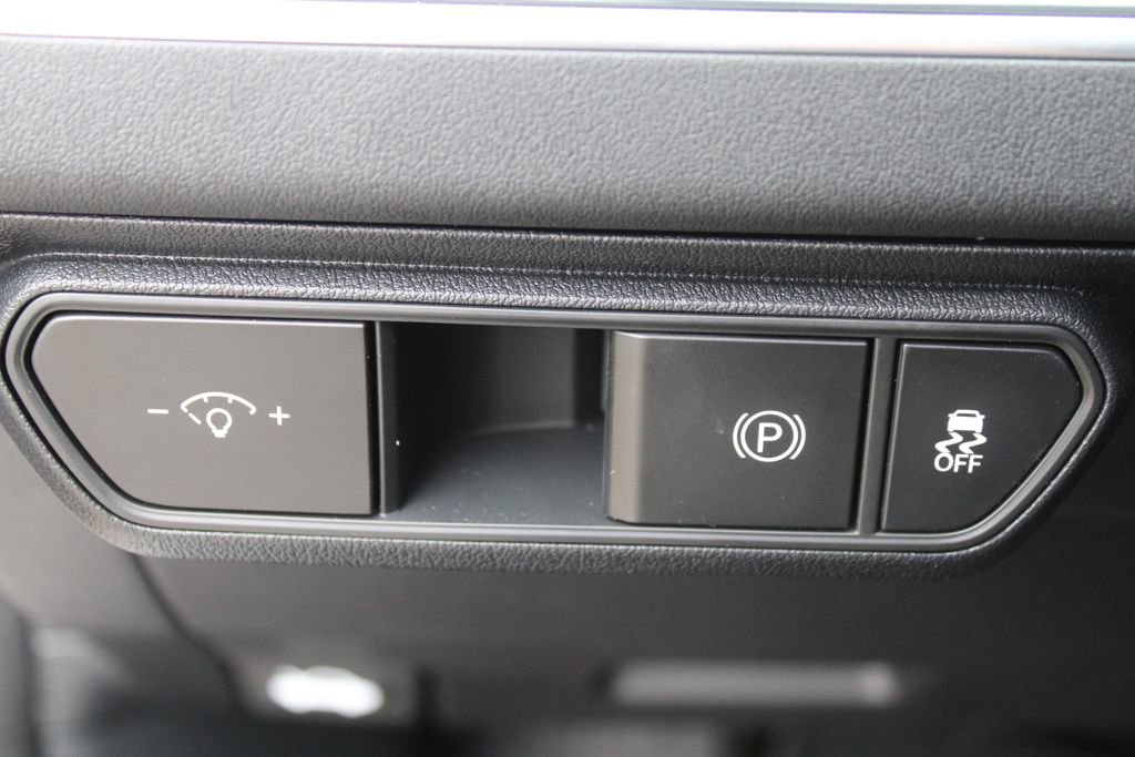 New 2026 Kia K4 GT-Line image 24