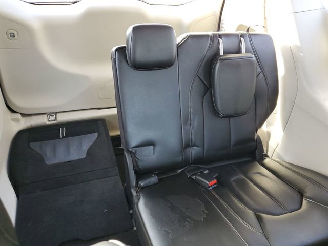 Used 2024 Chrysler Pacifica Touring-L FWD image 25