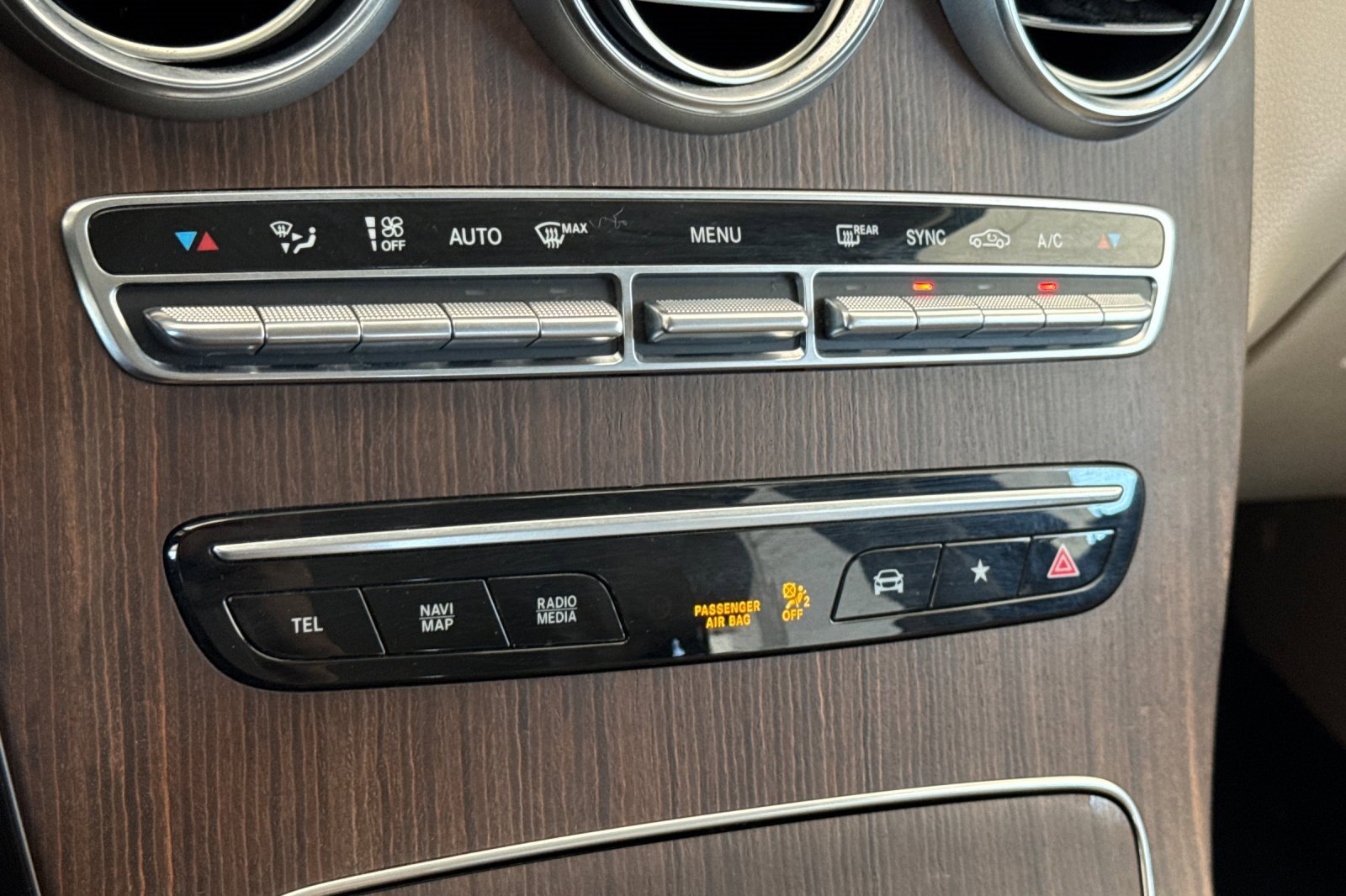 Used 2022 Mercedes-Benz GLC 300 4MATIC image 22