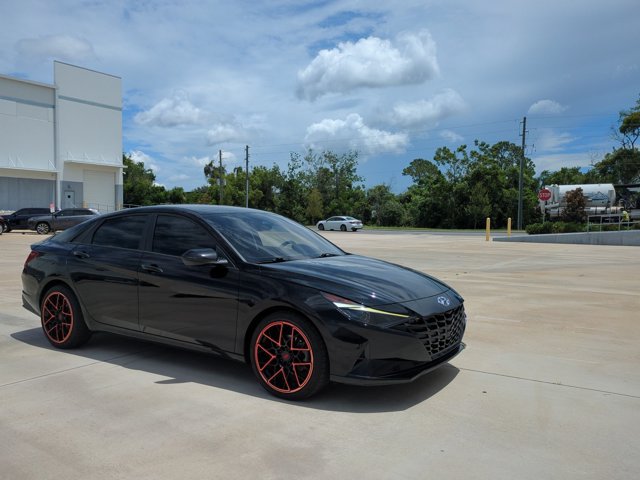 Used 2021 Hyundai Elantra SEL FWD image 3