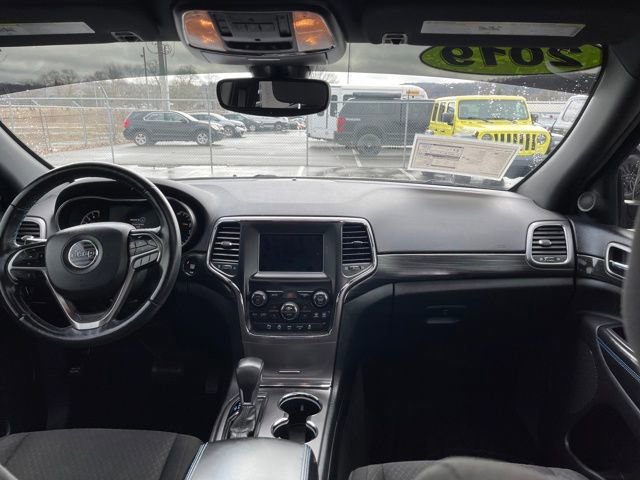 Used 2019 Jeep Grand Cherokee Laredo image 35