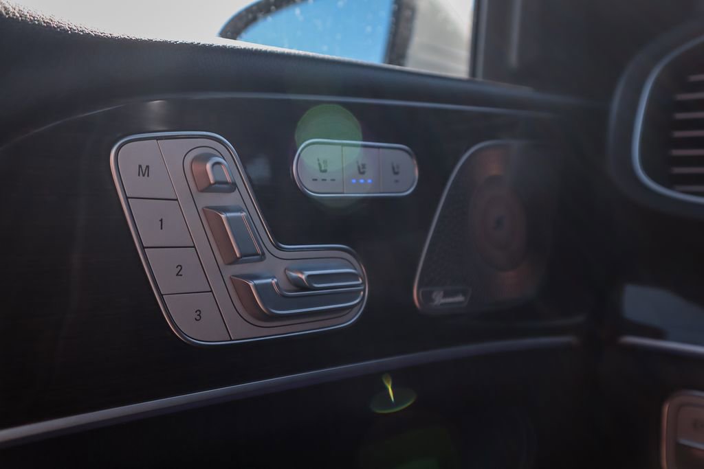 Used 2024 Mercedes-Benz GLE 350 4MATIC w/ 3rd Row Seat Package image 19