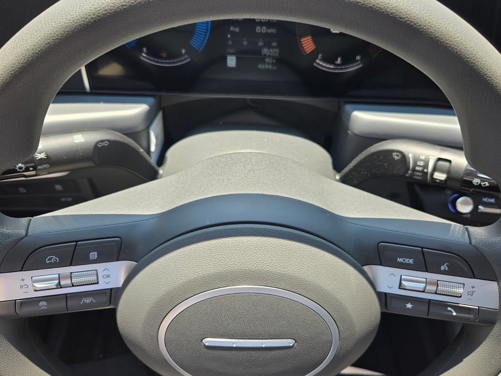 Used 2025 Hyundai Sonata SE FWD image 22