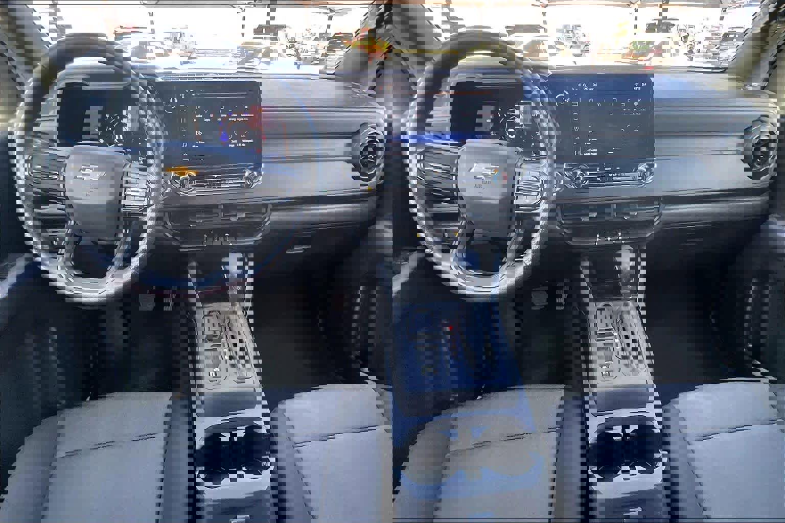 Used 2023 Chevrolet Colorado W/T image 13