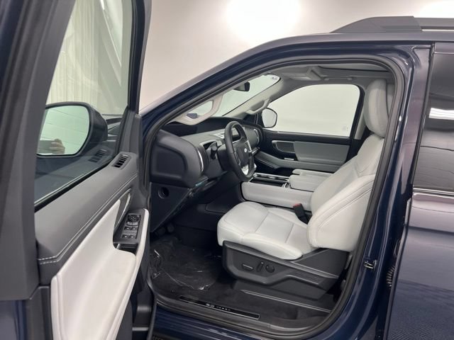 New 2027 Ford Expedition Max Platinum AWD/4WD image 14