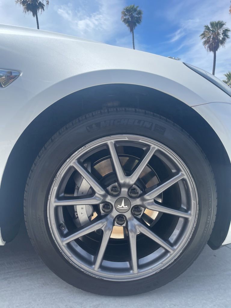 Used 2020 Tesla Model 3 Long Range image 8